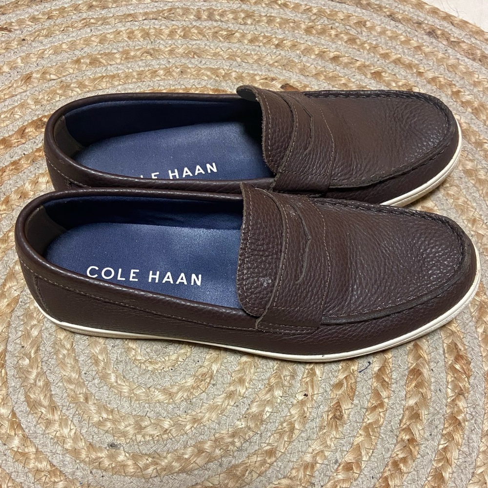 Men’s size 9 Cole Haan loafers